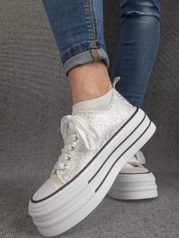 Chaussures baskets basses semelle compensée tissu motif léopard argenté style converse – Image 13