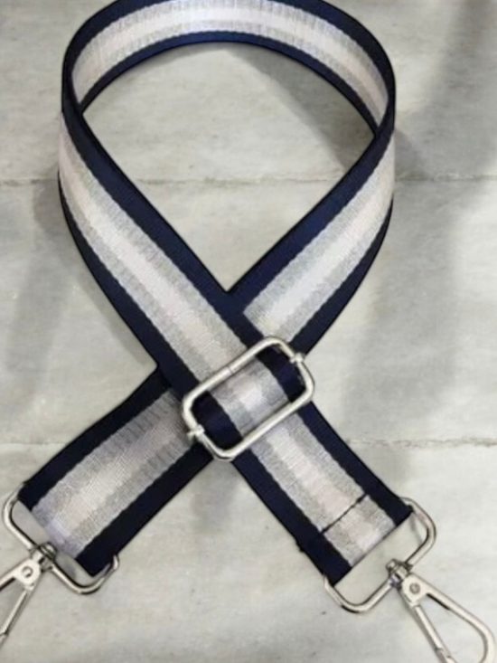 Bandoulière sangle de sac rayée bleu marine et grise argentée mousquetons argentés - Le Petit Placard
