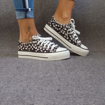 Baskets basses motifs liberty fleurs noires en tissu type converse - Le Petit Placard