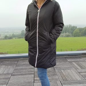 Melya Melody - Manteau long (mi cuisses) fourré imperméable noir intérieur fourrure beige - Le Petit Placard