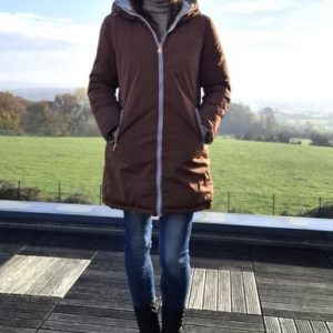 Melya Melody - Manteau long réversible et imperméable matelassé marron/chocolat - Curvy - Le Petit Placard