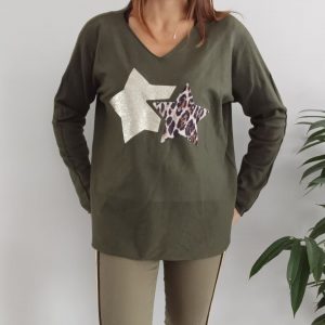 Pull maille vert kaki à étoiles léopard et doré - Le Petit Placard