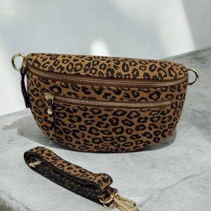 Sac banane croûte de cuir 2 poches léopard beige ocre - Le Petit Placard