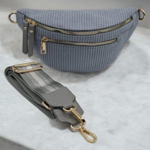 Sac banane velours côtelé 2 poches bleu ciel sangle fantaisie - Le Petit Placard