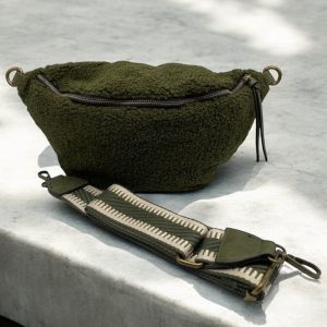 Sac banane XL peluche moumoute kaki - Le Petit Placard