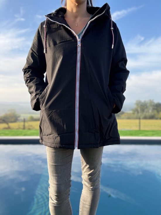 Manteau imperméable mi long fourré en fausse fourrure noir
